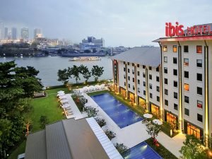 ibis hotel bangkok image